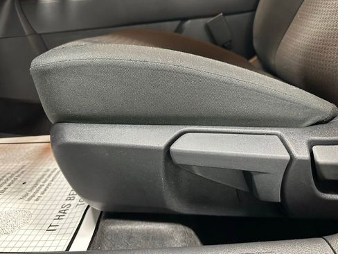 Used 2025 Nissan Kicks S AWD/4WD image 12