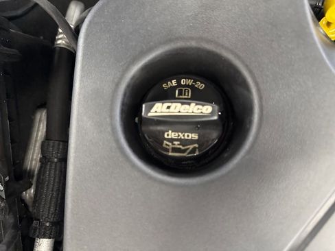 Used 2025 Chevrolet Malibu LT FWD image 23