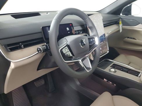 New 2026 Volvo EX90 Plus RWD image 24