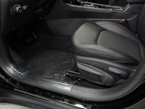 New 2026 Jeep Compass Latitude image 28