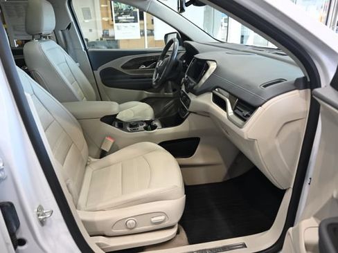 Used 2023 GMC Terrain Denali AWD/4WD image 10