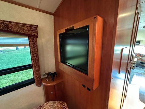 Used 2006 Ford E-450 and Econoline 450 280 Ford E450 image 45