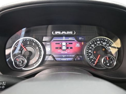 Used 2025 RAM 1500 Laramie AWD/4WD image 11