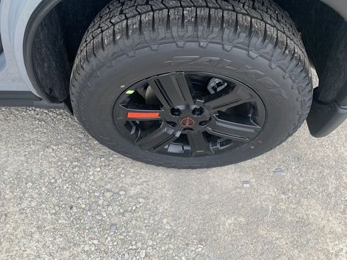 New 2026 Nissan Rogue SV image 10