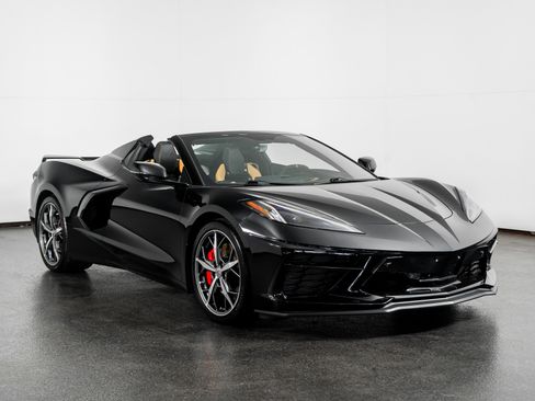 Used 2021 Chevrolet Corvette Stingray Preferred Conv w/ 2LT image 4