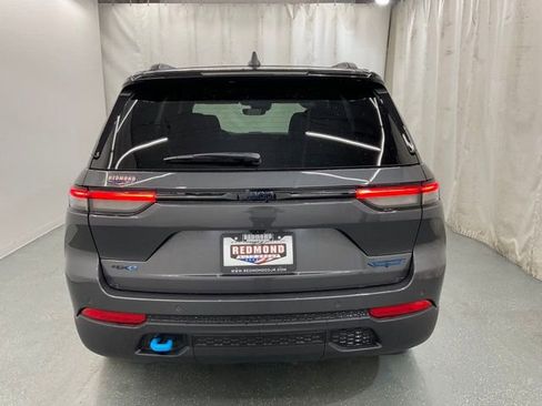 New 2024 Jeep Grand Cherokee Trailhawk w/ Advanced Protech Group II AWD/4WD image 6
