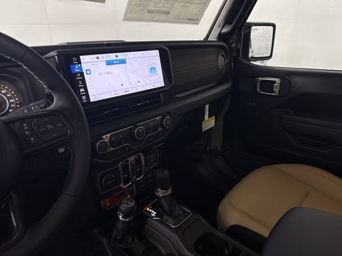 New 2026 Jeep Gladiator Willys image 27