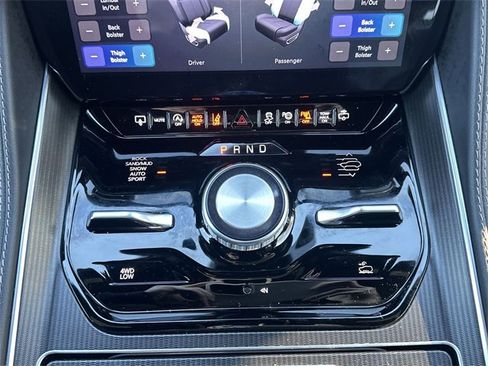 Used 2024 Jeep Grand Wagoneer Series II w/ Quick Order Packagew 28T image 26