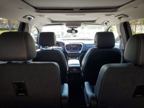 Certified 2023 GMC Acadia SLT w/ Elevation Edition image 25