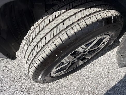 Certified 2026 Subaru Forester Premium AWD/4WD image 41