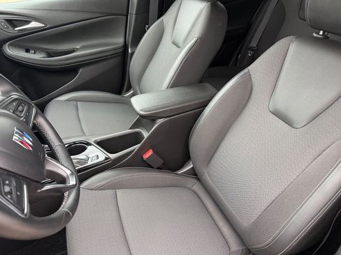 Used 2025 Buick Encore GX Preferred image 36