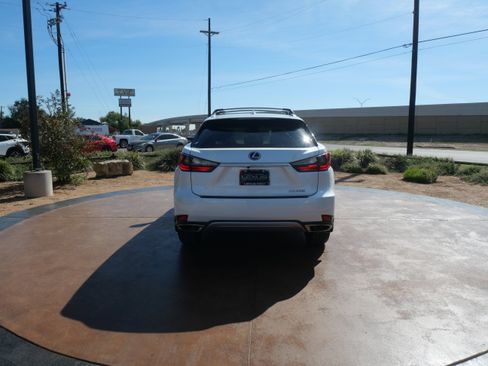 Certified 2022 Lexus RX 350 FWD w/ Premium Package image 4