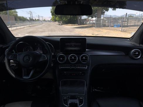Used 2017 Mercedes-Benz GLC 300 4MATIC image 12