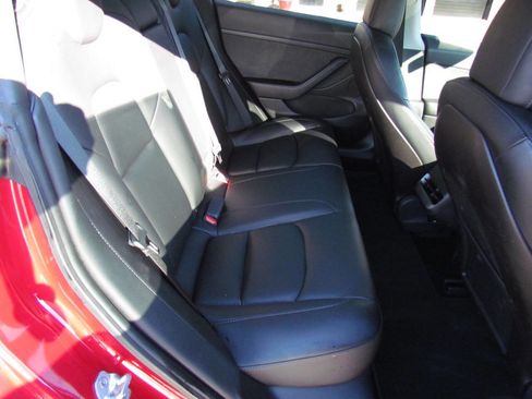 Used 2021 Tesla Model 3 Long Range image 16