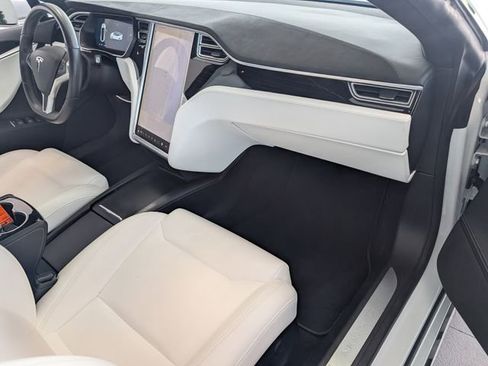 Used 2017 Tesla Model S 75 image 13