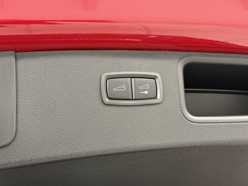 New 2026 Porsche Macan image 62