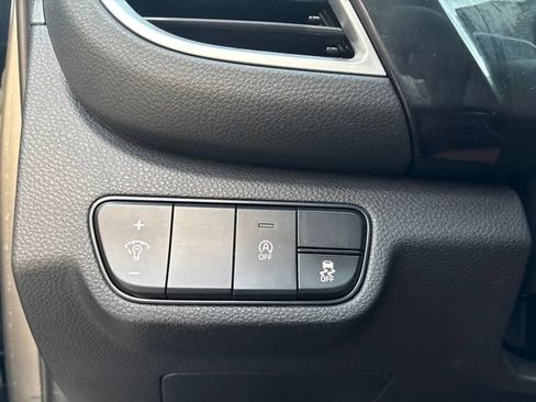 Used 2024 Kia Seltos S FWD image 26