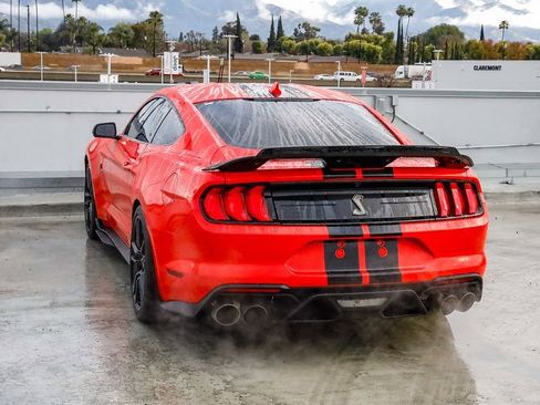 Used 2020 Ford Mustang Shelby GT500 w/ Technology Package image 7