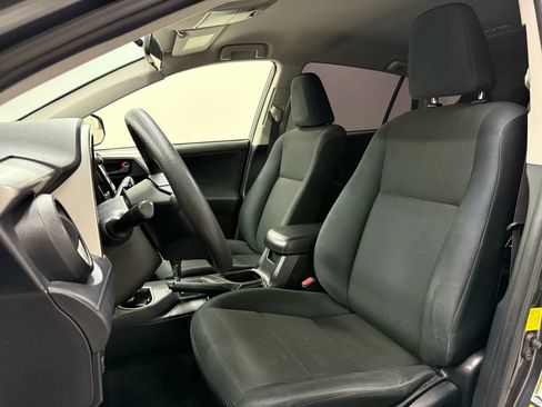 Used 2016 Toyota RAV4 LE image 20