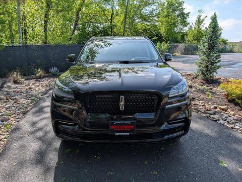 Used 2023 Lincoln Aviator Reserve w/ Equipment Group 201A AWD/4WD image 8