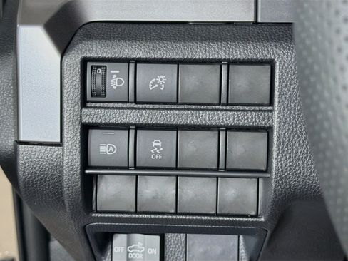 Used 2026 Toyota Tacoma TRD Off-Road AWD/4WD image 17