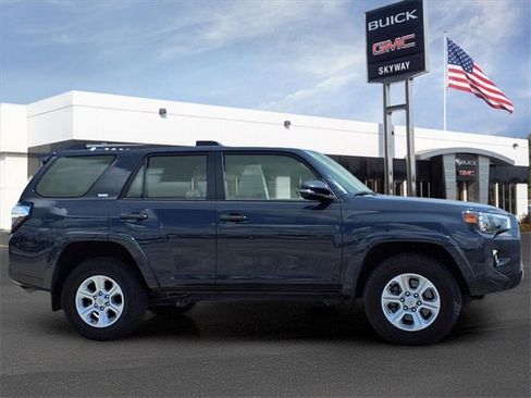 Used 2024 Toyota 4Runner SR5 image 4