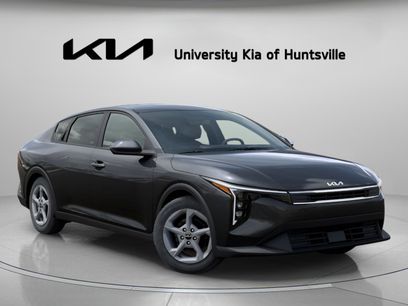 New 2025 Kia K4 LXS