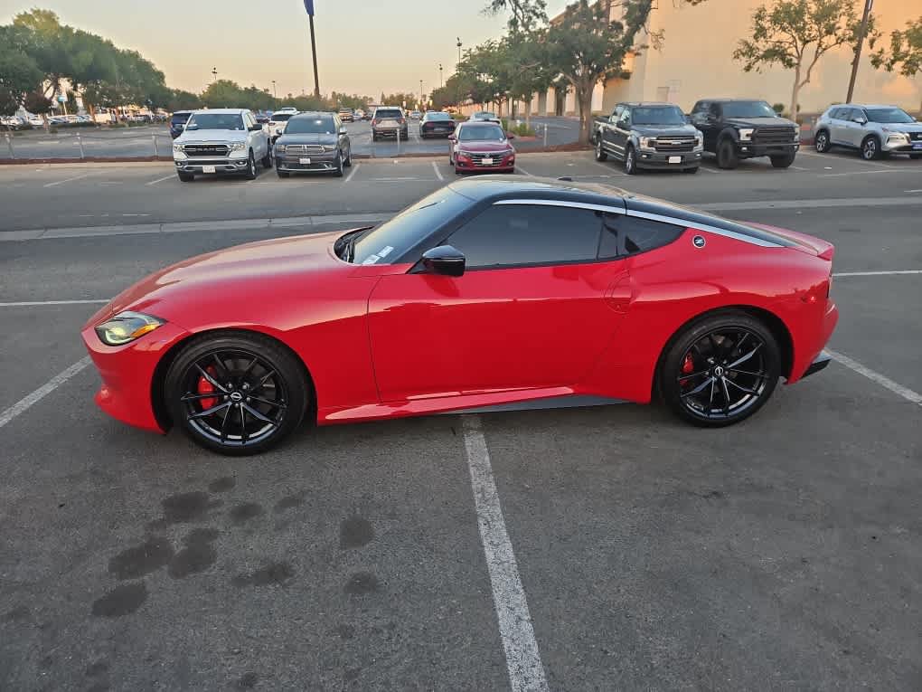 Used 2025 Nissan Z Performance w/ Floor Mat Package RWD image 4