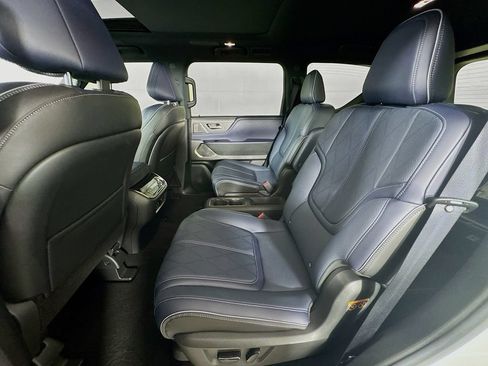 Certified 2026 INFINITI QX80 4WD w/ Sport Exterior Package image 31
