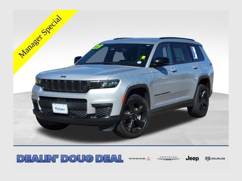 Used 2023 Jeep Grand Cherokee L Altitude image 1