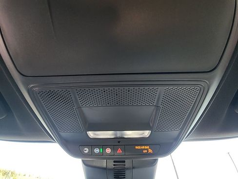 New 2026 Chevrolet Traverse LT image 24