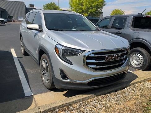 Used 2019 GMC Terrain SLT w/ Preferred Package FWD image 1