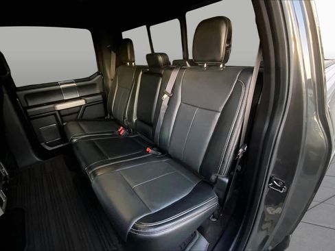 Used 2018 Ford F150 Lariat w/ Equipment Group 502A Luxury AWD/4WD image 20