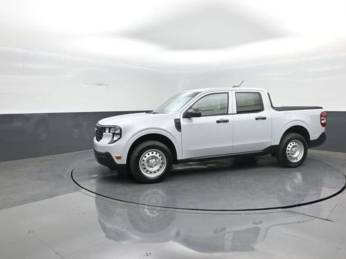 New 2026 Ford Maverick XL FWD image 4