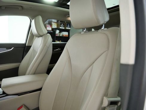 Certified 2022 Lincoln Nautilus Reserve w/ Equipment Group 201A AWD/4WD image 17