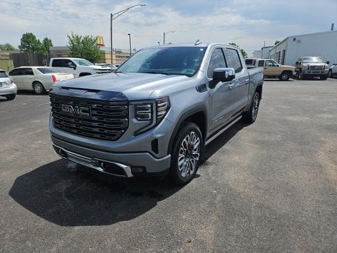Used 2024 GMC Sierra 1500 Denali Ultimate image 1