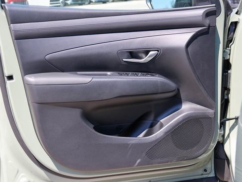 New 2025 Hyundai Santa Cruz SE image 8