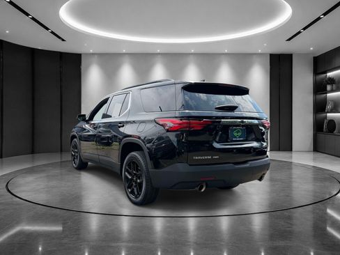 Certified 2022 Chevrolet Traverse LT w/ LPO, Black Accent Package AWD/4WD image 4
