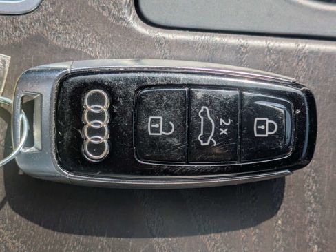 Used 2020 Audi S6 Prestige w/ Prestige Package AWD/4WD image 36