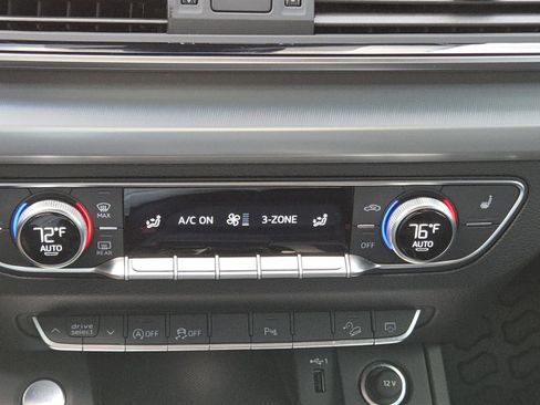 Used 2025 Audi Q5 2.0T Premium image 33