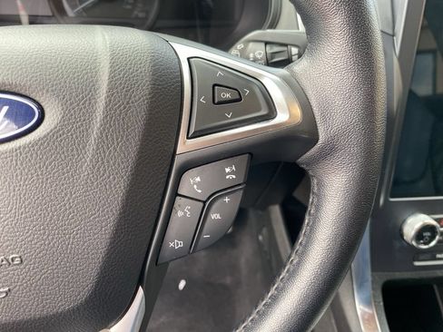 Used 2023 Ford Edge Titanium AWD/4WD image 31