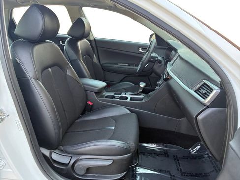 Used 2019 Kia Optima S w/ S Panoramic Sunroof Package FWD image 18