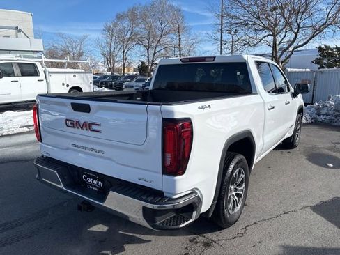 Used 2025 GMC Sierra 1500 SLT image 9