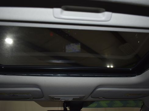 Used 2019 Honda HR-V Touring image 30