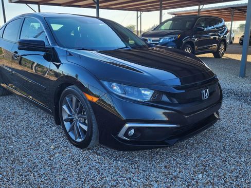 Used 2019 Honda Civic EX image 12