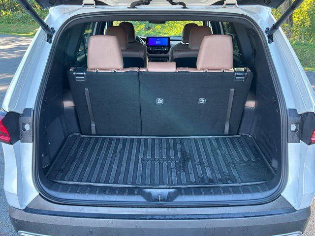 Used 2026 Toyota Grand Highlander AWD Hybrid image 44