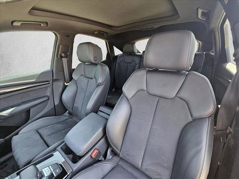 Certified 2024 Audi SQ5 Premium Plus w/ Premium Plus Package AWD/4WD image 12