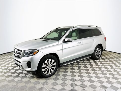 Used 2019 Mercedes-Benz GLS 450 4MATIC image 3