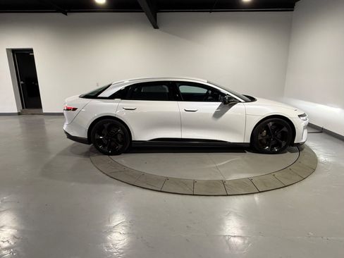 Used 2024 Lucid Air Touring AWD/4WD image 12