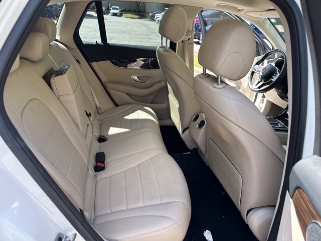Used 2022 Mercedes-Benz GLC 300 w/ Multimedia Package Lite image 15